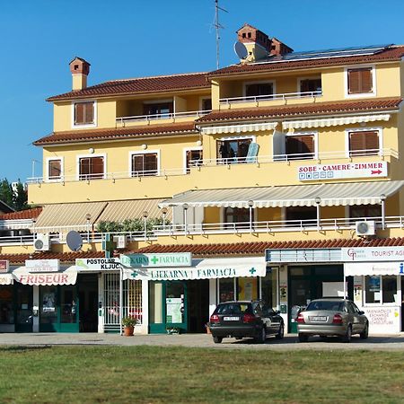 Pansion Valbruna Rovinj Exterior photo