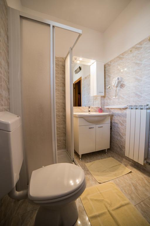 Pansion Valbruna Rovinj Exterior photo
