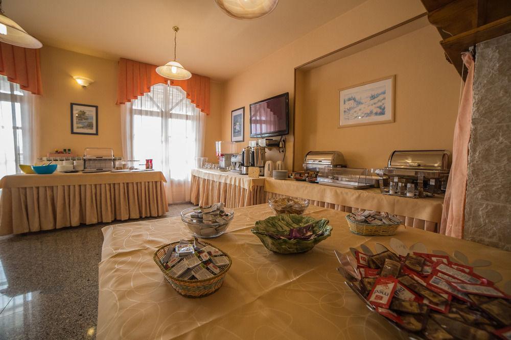 Pansion Valbruna Rovinj Exterior photo