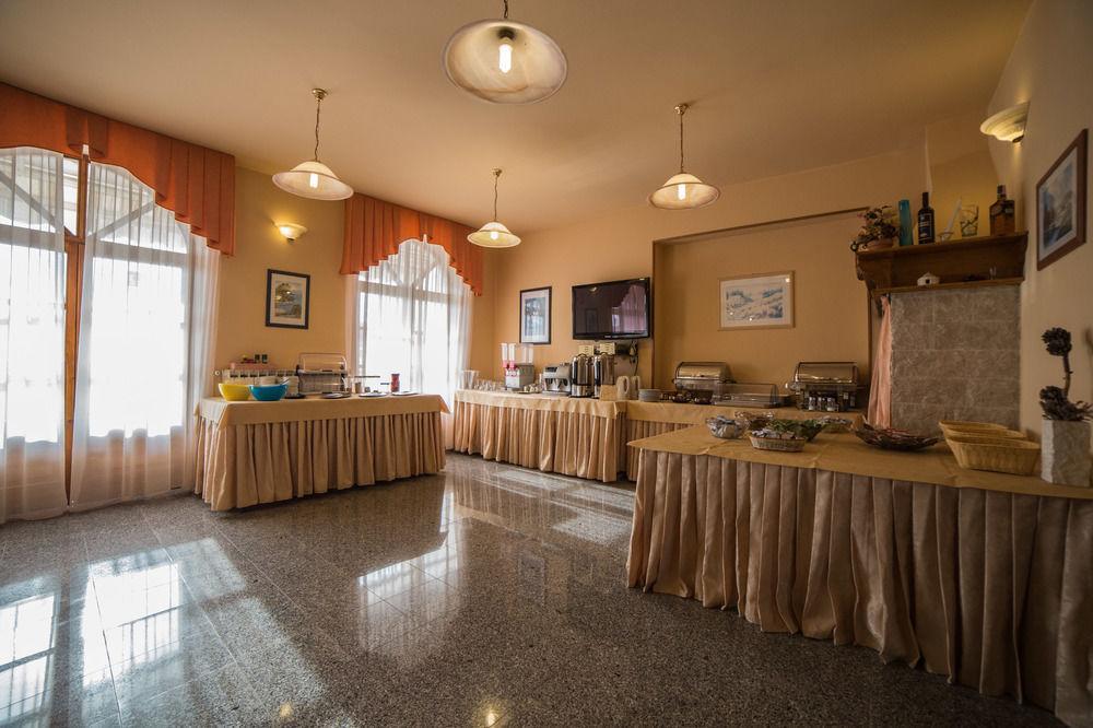 Pansion Valbruna Rovinj Exterior photo