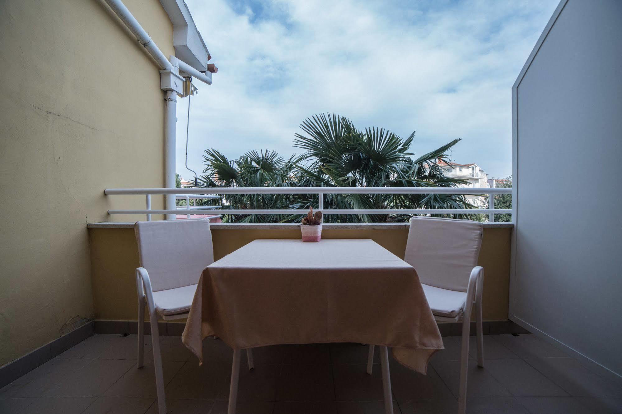 Pansion Valbruna Rovinj Exterior photo
